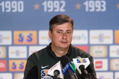 Maciej Skor¿a