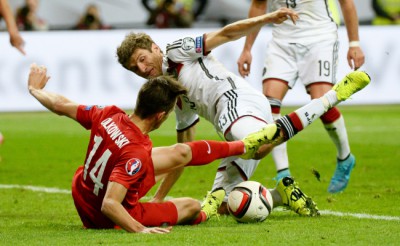 Pawe³ Olkowski  Thomas Mueller
