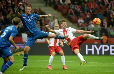 Arkadiusz Milik Ragnar Sigurdsson
