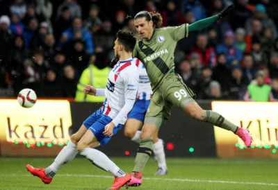 Krystian Nowak  Aleksandar Prijoviæ