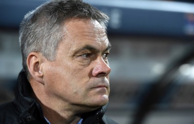 Trener Cracovii Jacek Zieliñski