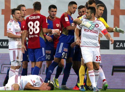 PIŁKA NOŻNA LIGA POLSKA PIAST GLIWICE WISŁA KRAKÓW