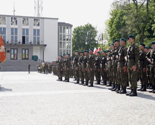 bialystok-uroczystosci-zlozenia-przysiegi-przez-pierwszych-zolnierzy-tsw-10-1280x768