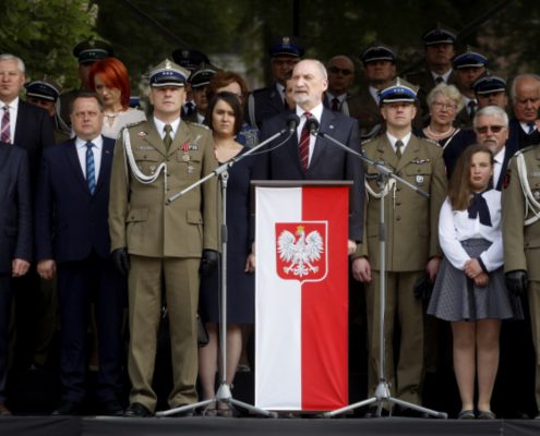 bialystok-uroczystosci-zlozenia-przysiegi-przez-pierwszych-zolnierzy-tsw-15-1280x768