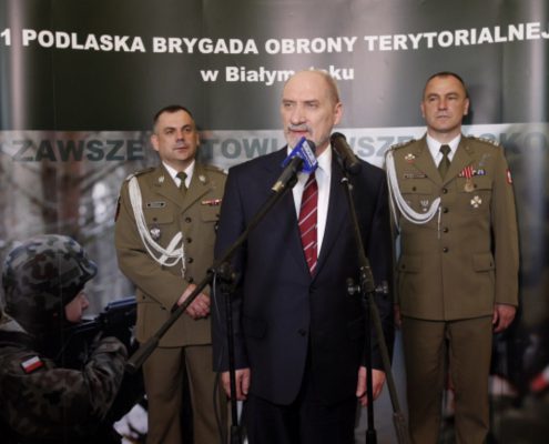 bialystok-uroczystosci-zlozenia-przysiegi-przez-pierwszych-zolnierzy-tsw-18-1280x768