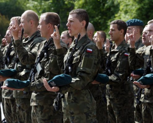 bialystok-uroczystosci-zlozenia-przysiegi-przez-pierwszych-zolnierzy-tsw-8-1280x768