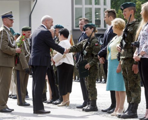 bialystok-uroczystosci-zlozenia-przysiegi-przez-pierwszych-zolnierzy-tsw-9-1280x768