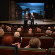 KRAKÓW JESZCZE ŻYJĘ AKCJA DLA SENIORÓW TEATR