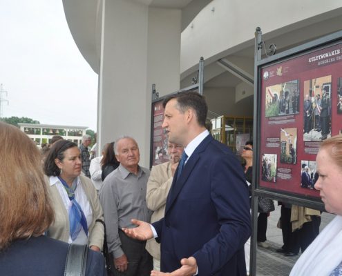 otwarcie-wystawy-o-gen-kuklinskim-przy-sanktuarium-nmp-gwiazdy-nowej-ewangelizacji-i-sw-jana-pawla-ii-w-toruniu-25