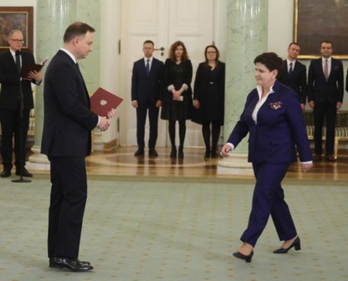 prezydent-przyjal-dymisje-beaty-szydlo-i-desygnowal-mateusza-morawieckiego-na-premiera-4-1280x768