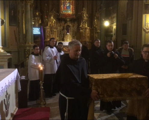 szczątki Czcigodnego Sługi Bożego o. Wenantyego Katarzyńca (1)