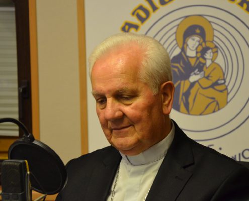 Rozmowy niedokończone z udziałem ks. bp Franjo Komarica (16)