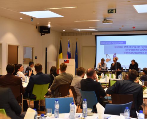 Bruksela- konferencja nt. sytuacji polityczno-gospodarczej Tajwanu (12)