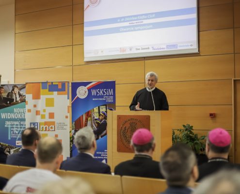 Sympozjum o rodzinie na WSKSiM w Toruniu (2)