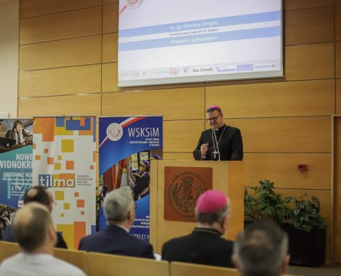 Sympozjum o rodzinie na WSKSiM w Toruniu (6)