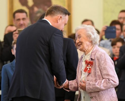 Prezydent Andrzej Duda wręczył Ordery Odrodzenia Polski Polakom ratującym Żydów podczas II wojny światowej (1)