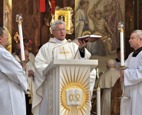 3. rocznica konsekracji sanktuarium NMP Gwiazdy Nowej Ewangelizacji i św. Jana Pawła II w Toruniu (13)