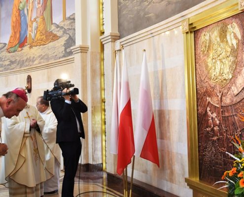 3. rocznica konsekracji sanktuarium NMP Gwiazdy Nowej Ewangelizacji i św. Jana Pawła II w Toruniu (20)