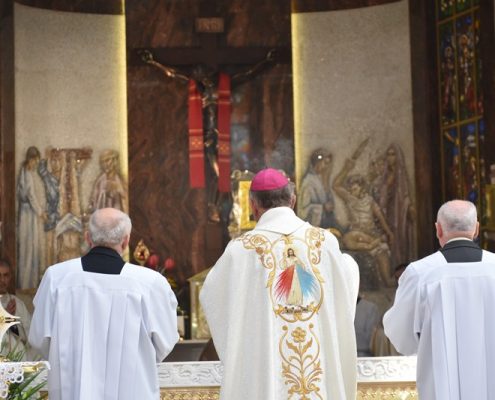 3. rocznica konsekracji sanktuarium NMP Gwiazdy Nowej Ewangelizacji i św. Jana Pawła II w Toruniu (8)