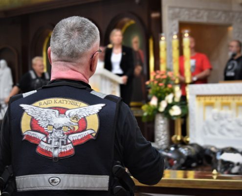 III Zlot Motocyklistów „Iskra dla Europy” w toruńskim sanktuarium (28)