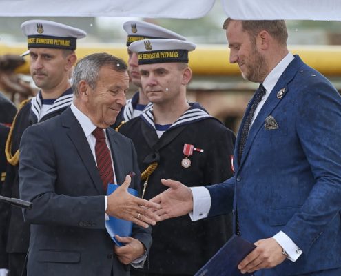 Uroczystości chrztu holownika H-2, 8 bm. w Stoczni Remontowa Shipbuilding w Gdańsku (1)