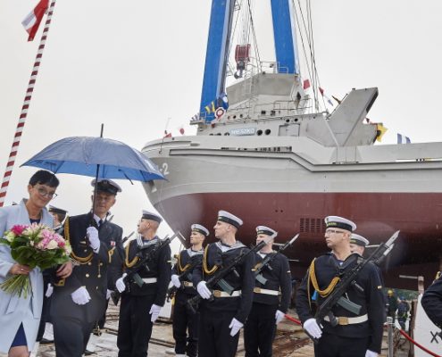 Uroczystości chrztu holownika H-2, 8 bm. w Stoczni Remontowa Shipbuilding w Gdańsku (4)