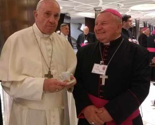 Bp Mare Piatek diec Coari na synodzie dla Amazonii 2019 (7)