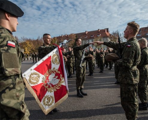 Przysięga żołnierzy Wojsk Obrony Terytorialnej złożona w 43 Batalionie Lekkiej Piechoty w Braniewie (10)