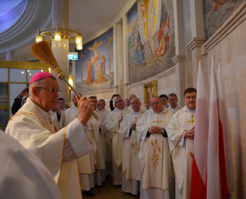 Uroczystości odpustowe ku czci Jana Pawła II w toruńskim sanktuarium (42)