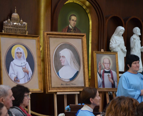 Uroczystości odpustowe ku czci Jana Pawła II w toruńskim sanktuarium (50)