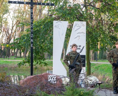 Piotrków Kujawski otwarto Izbę Pamięci ku czci pomordowanym przez Niemców podczas II wojny światowej (21)