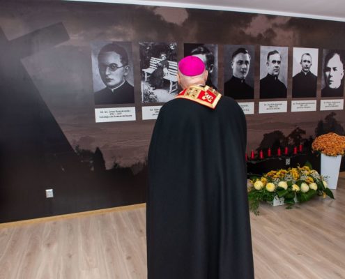 Piotrków Kujawski otwarto Izbę Pamięci ku czci pomordowanym przez Niemców podczas II wojny światowej (6)