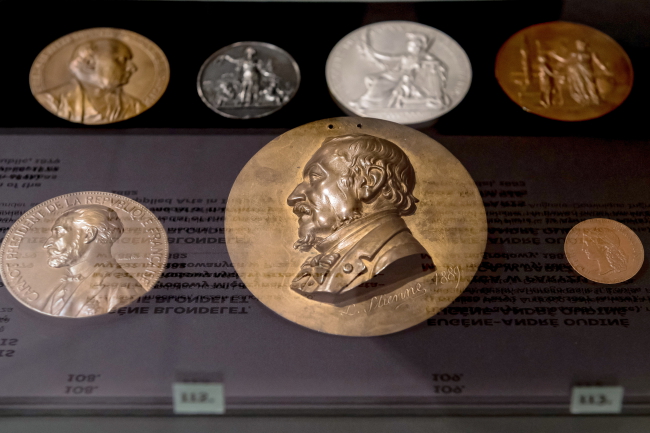 Wystawa czasowa „Współczesność i historia. Medalierstwo europejskie 1800-1889” w Muzeum Narodowego we Wrocławiu (4)