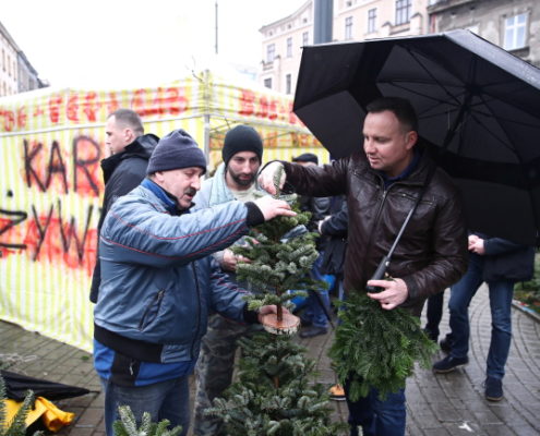 Prezydent Andrzej Duda podczas świątecznych zakupów w Krakowie (13)