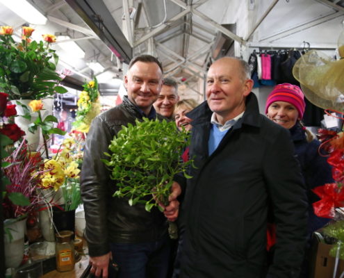 Prezydent Andrzej Duda podczas świątecznych zakupów w Krakowie (14)