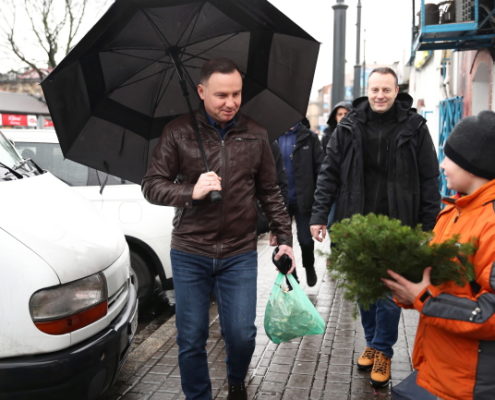 Prezydent Andrzej Duda podczas świątecznych zakupów w Krakowie (3)