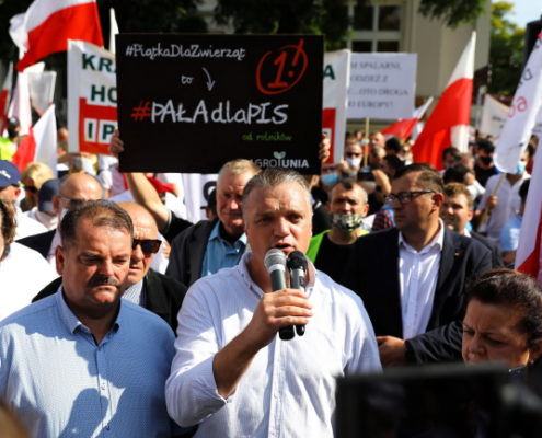 Warszawa Protest przeciwko projektowi dotyczącemu zmian w ustawie o ochronie zwierząt (5)