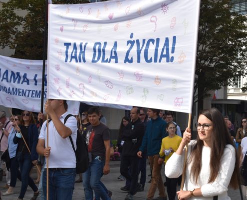 XV Marsz dla Życia i Rodziny w Warszawie (61)
