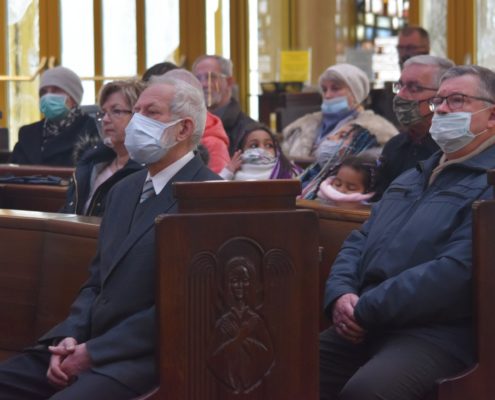 Powstanie Radia Maryja toruńskim wydarzeniem stulecia. Wręczenie pamiątkowej tablicy (15)
