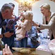 KOSTKA – Agata Kornhauser-Duda w Kamieniu Podolskim – fot. Grzegorz Jakubowski
