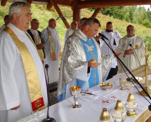Beskid Sądecki upamiętnienie Żołnierzy Wyklętych i ich kapelana ks. Władysława Gurgacza (13)