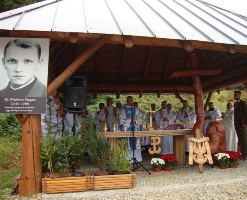 Beskid Sądecki upamiętnienie Żołnierzy Wyklętych i ich kapelana ks. Władysława Gurgacza (4)