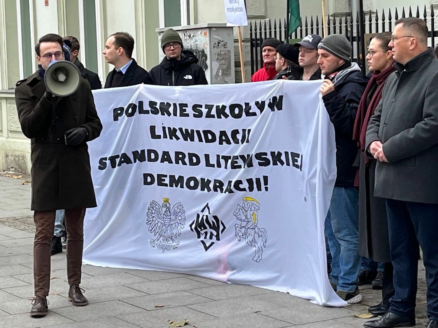 manifestacja-przeciw-dyskryminacji-polak-w-na-litwie-radiomaryja-pl