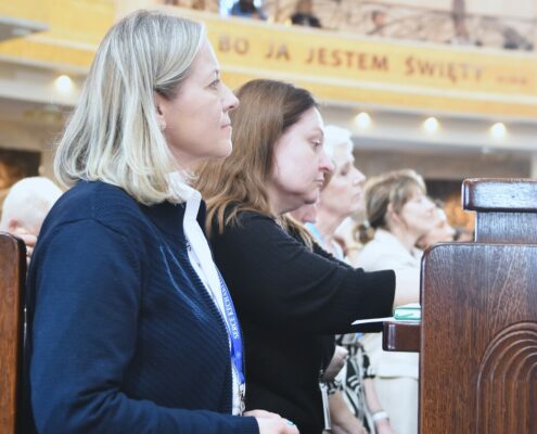 Ogólnopolskie spotkanie wspólnoty Serce Kecharitomene w toruńskim sanktuarium (39)