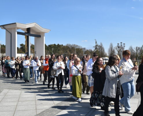 Ogólnopolskie spotkanie wspólnoty Serce Kecharitomene w toruńskim sanktuarium (72)
