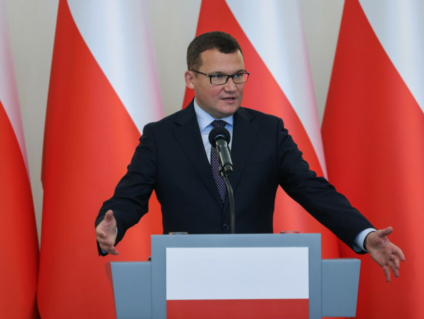 szefernaker